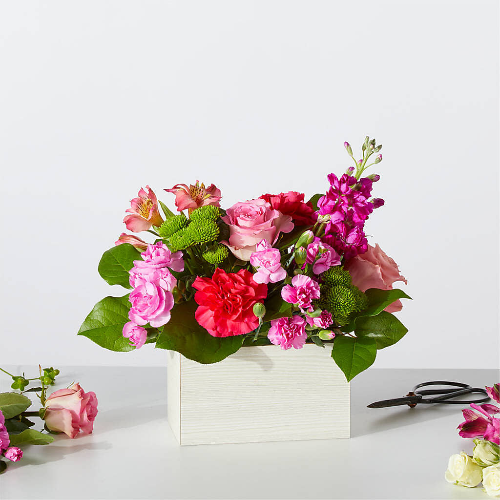 Sweetberry Box – A Florist Original – Flowers The Bouquet Of Roses, Tampa FL