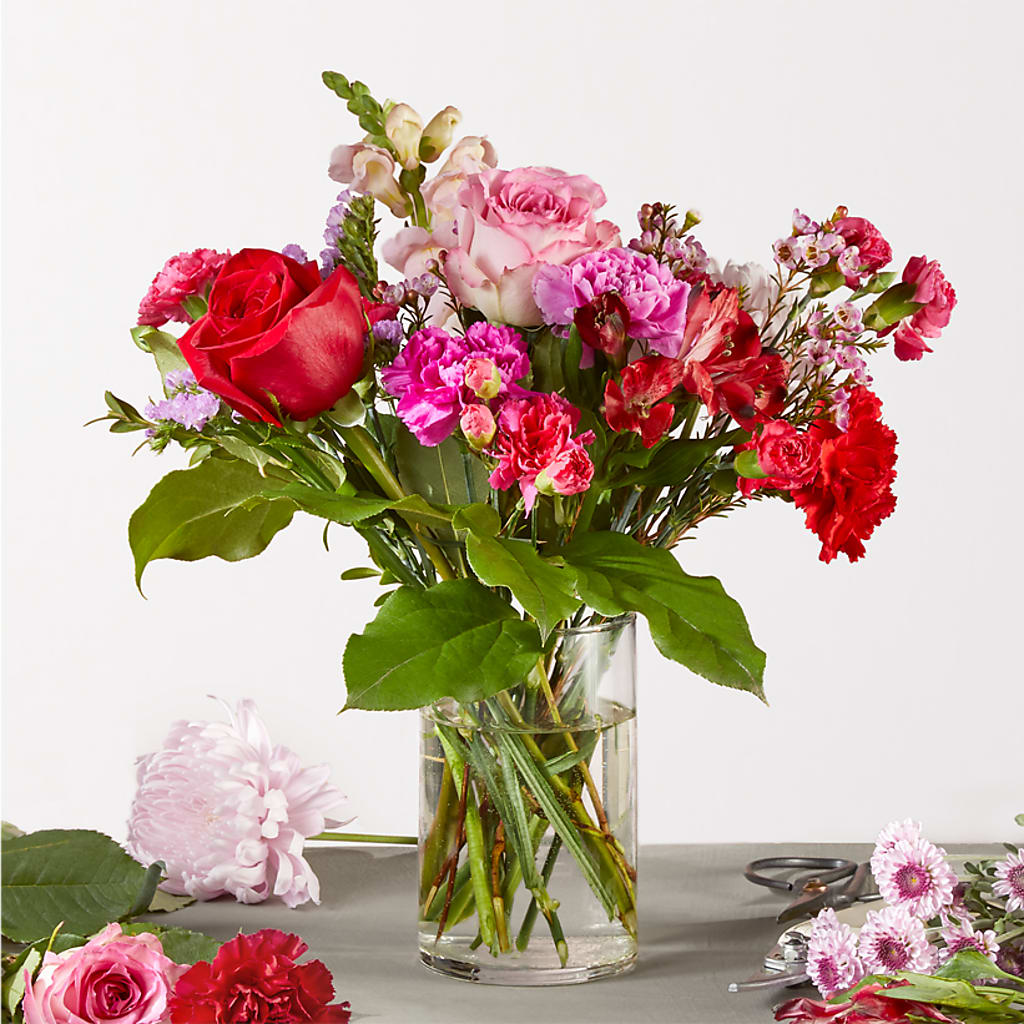 Regal Jewel – A Florist Original – Flowers The Bouquet Of Roses, Tampa FL