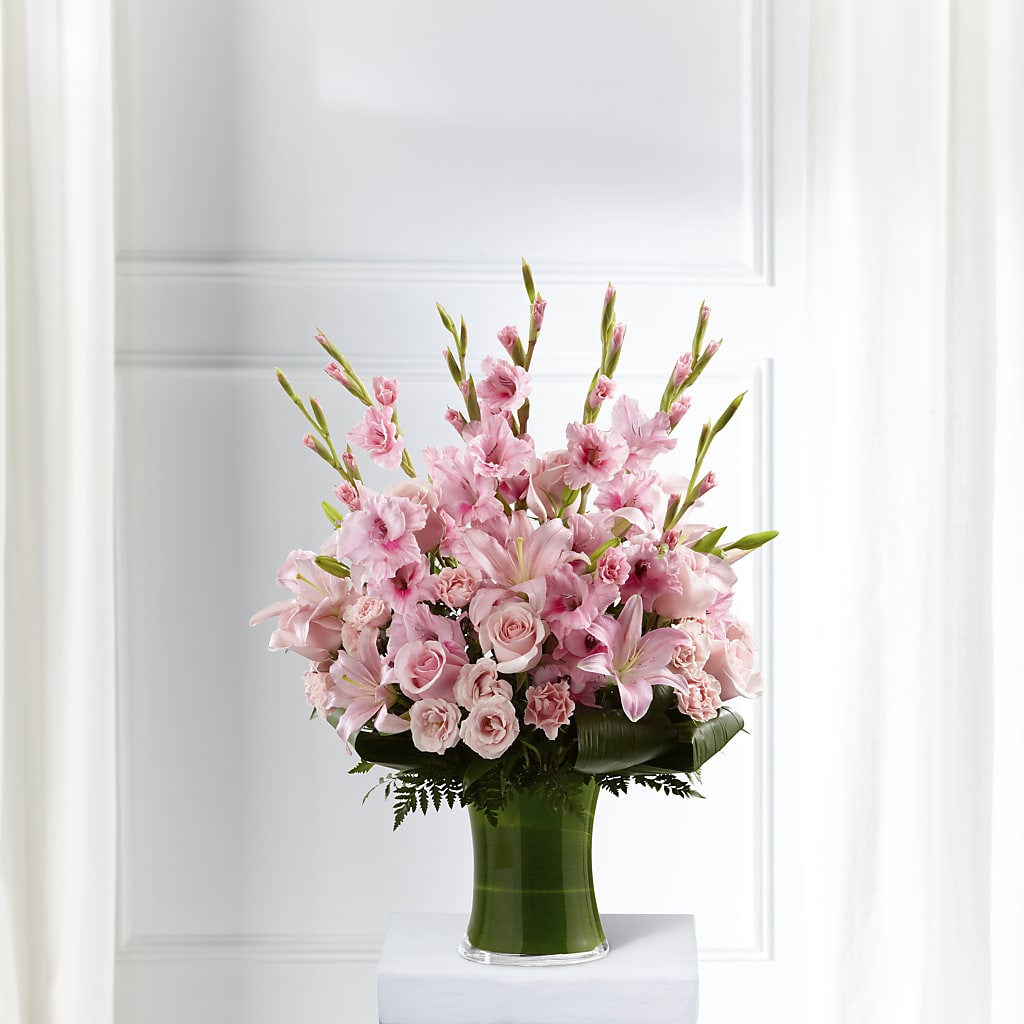 Lovely Tribute Bouquet – Flowers The Bouquet Of Roses, Tampa FL