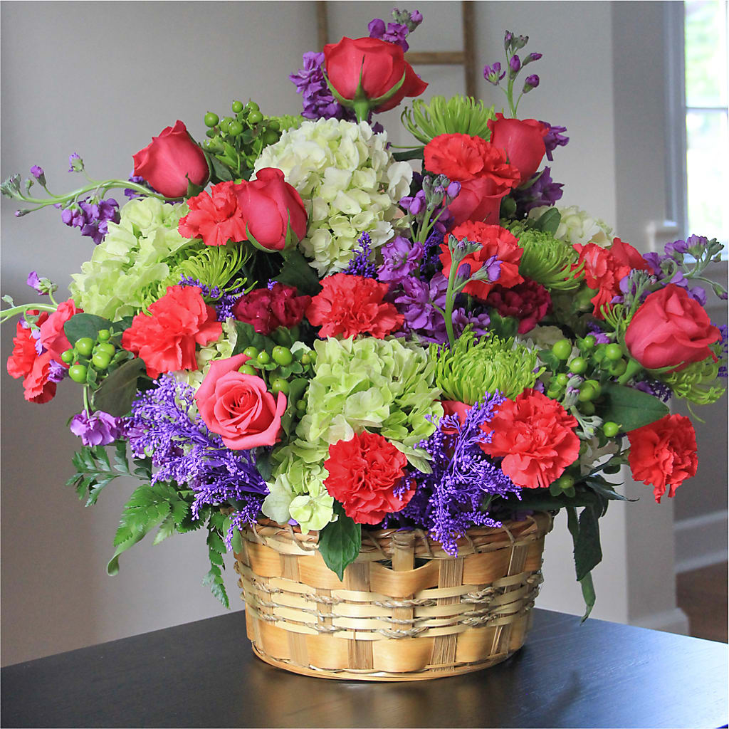 Warm Embrace Arrangement – Flowers The Bouquet Of Roses, Tampa FL