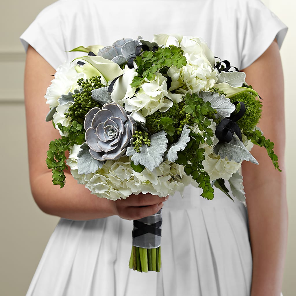 Sweet Innocence Bouquet – Flowers The Bouquet Of Roses, Tampa FL