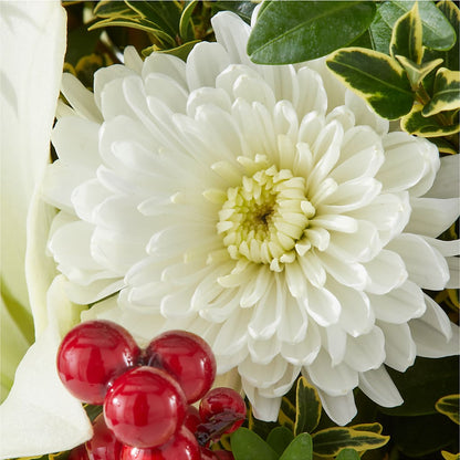 Festive Moments Tree –  Flowers The Bouquet Of Roses, Tampa FL