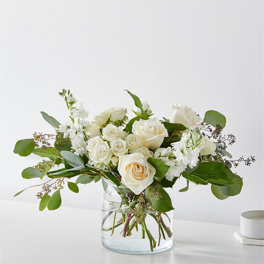 Fresh Linen Bouquet –  Flowers The Bouquet Of Roses, Tampa FL