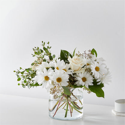 Fresh Linen Bouquet –  Flowers The Bouquet Of Roses, Tampa FL