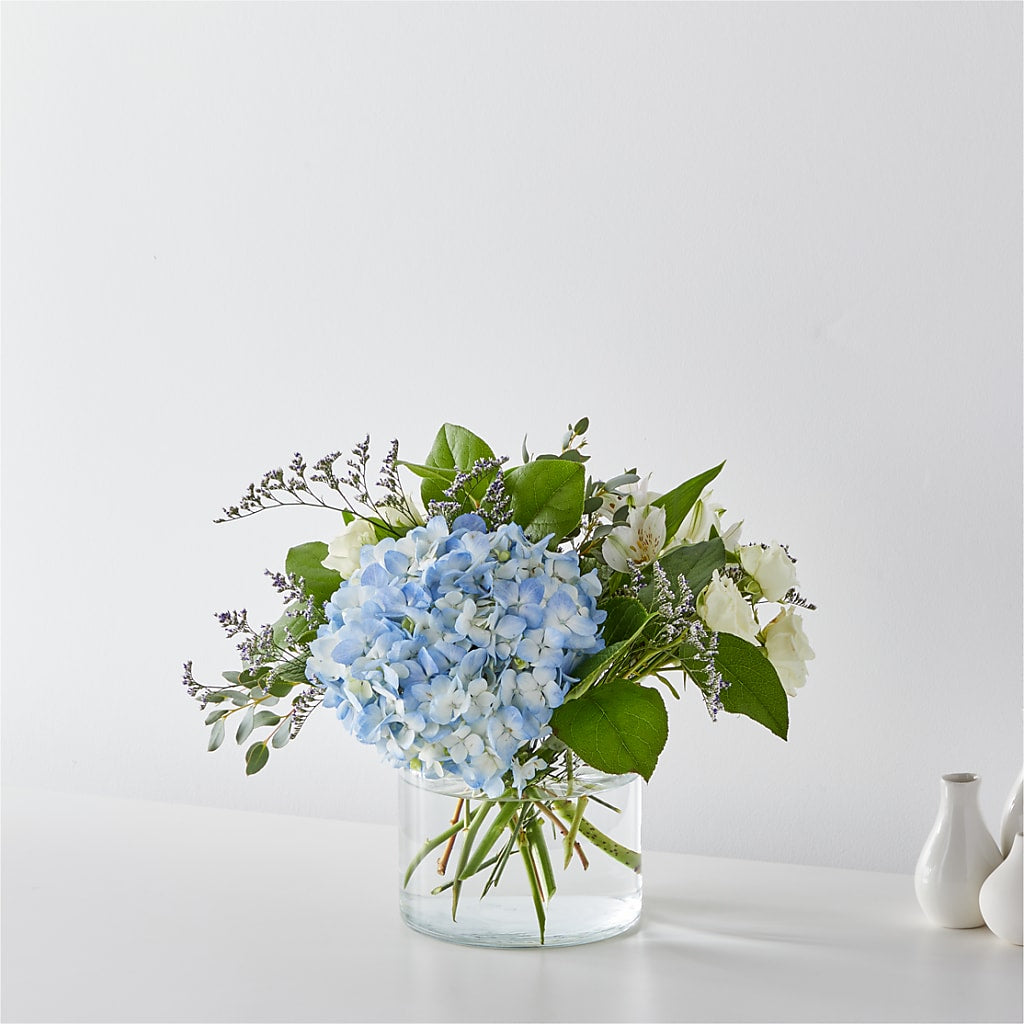 Coastal Blossom Bouquet –  Flowers The Bouquet Of Roses, Tampa FL