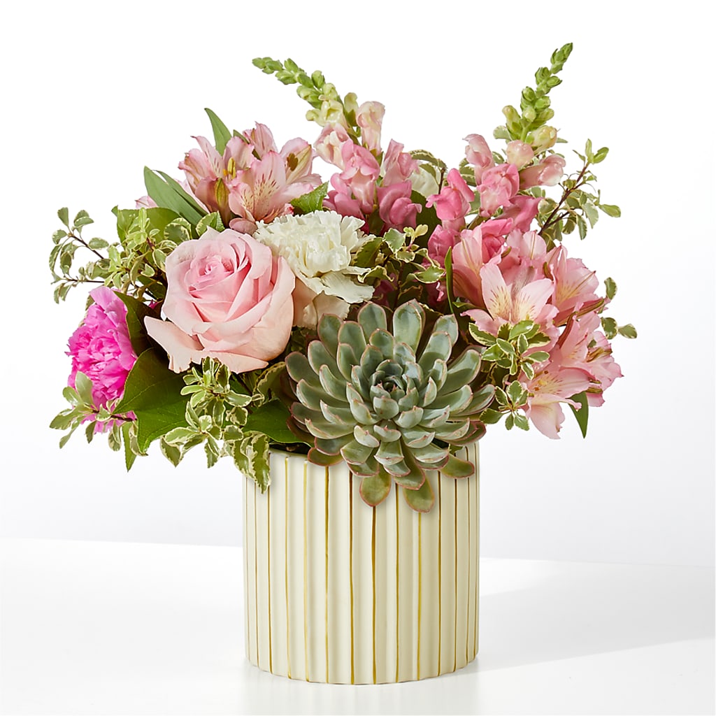 Magenta Musings Bouquet –  Flowers The Bouquet Of Roses, Tampa FL