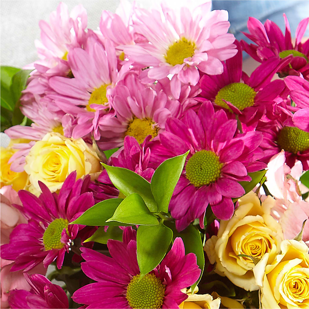 Florist Original Mixed Bouquet –  Flowers The Bouquet Of Roses, Tampa FL