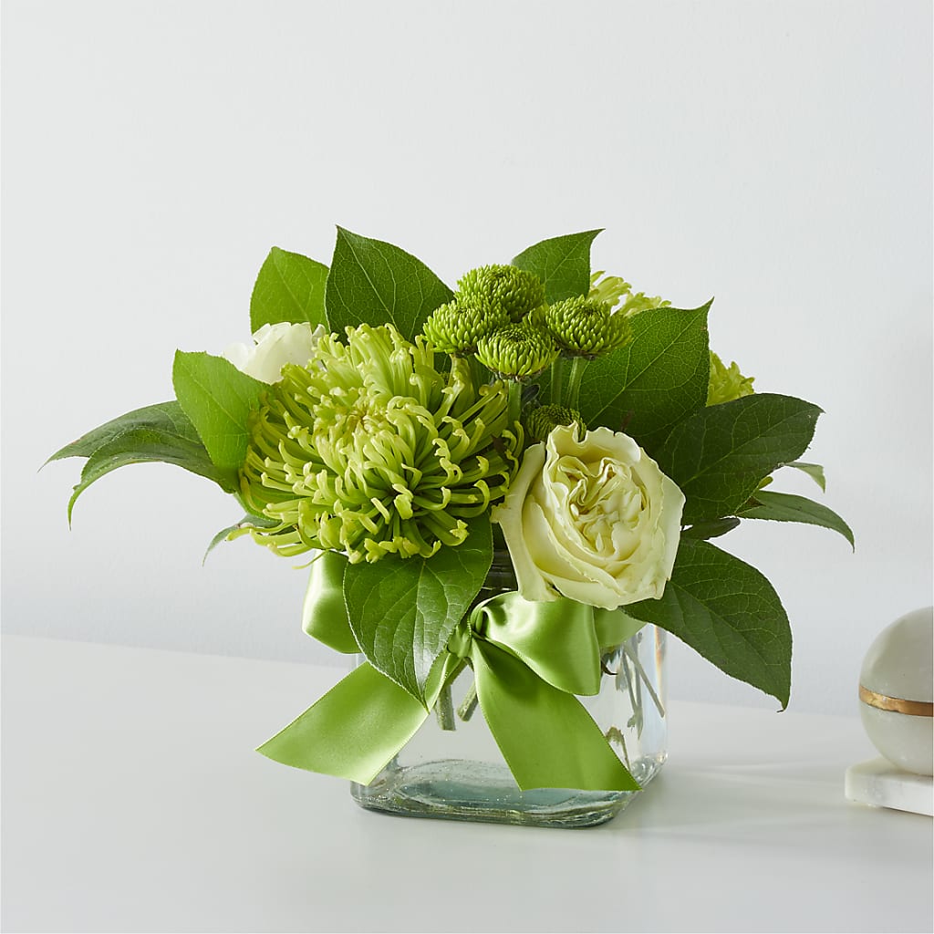 Emerald Forest Bouquet –  Flowers The Bouquet Of Roses, Tampa FL