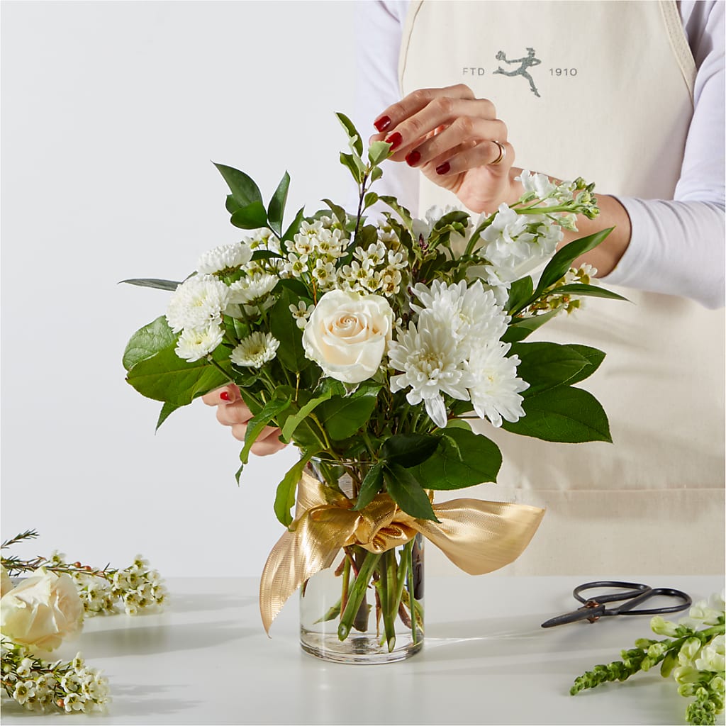 New Beginnings – A Florist Original –  Flowers The Bouquet Of Roses, Tampa FL