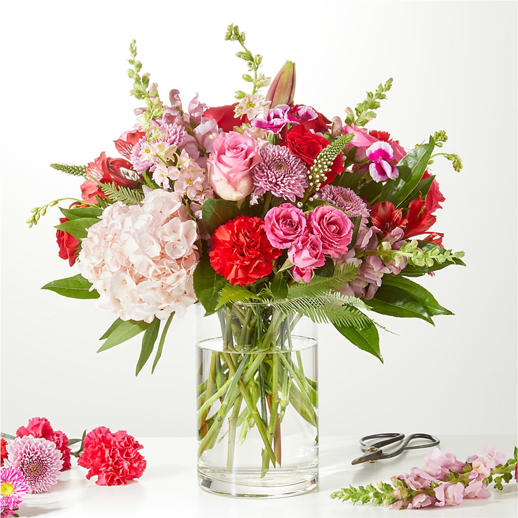 Swooning Over You - A Luxury Florist Original –  Flowers The Bouquet Of Roses, Tampa FL