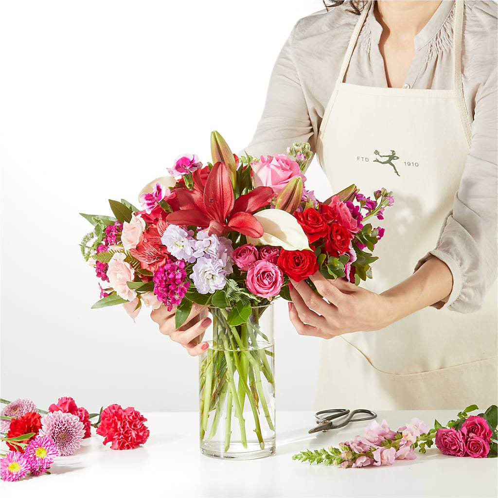 Swooning Over You - A Luxury Florist Original –  Flowers The Bouquet Of Roses, Tampa FL