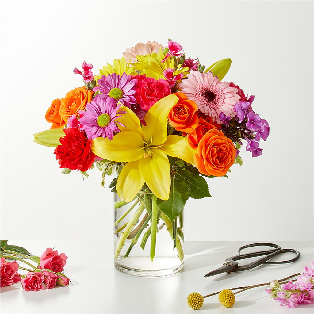 Cue the Confetti - A Florist Original –  Flowers The Bouquet Of Roses, Tampa FL