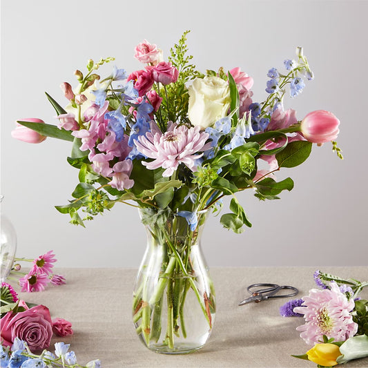 Pastel Tradition - A Florist Original –  Flowers The Bouquet Of Roses, Tampa FL