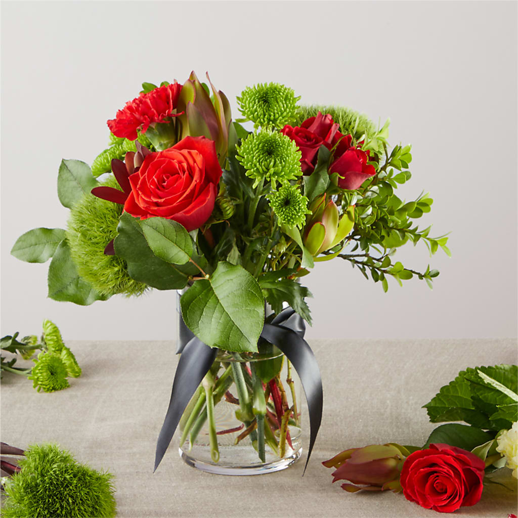 Heritage Kindle – A Florist Original –  Flowers The Bouquet Of Roses, Tampa FL
