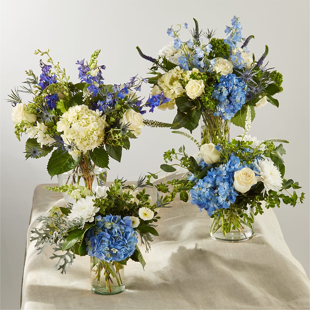 Festival of Lights – A Florist Original –  Flowers The Bouquet Of Roses, Tampa FL