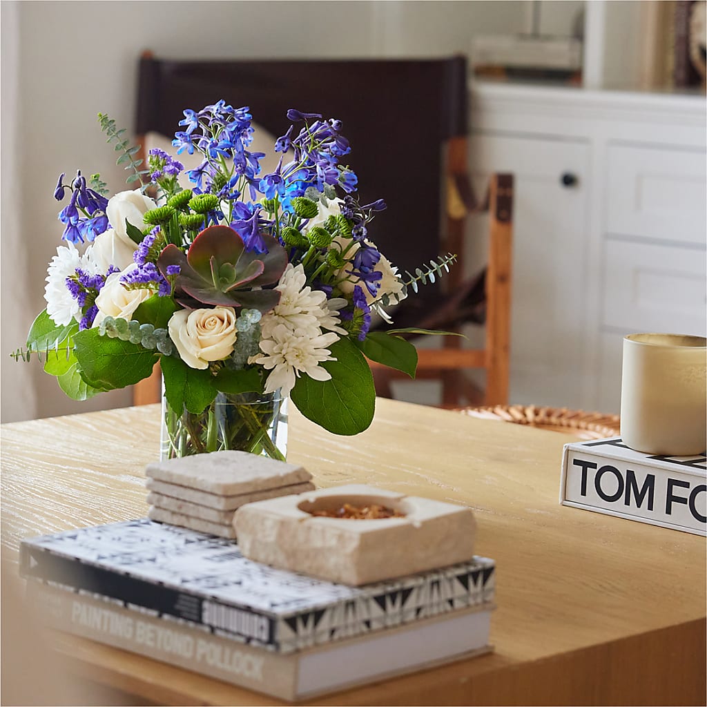 Cerulean Waves Bouquet –  Flowers The Bouquet Of Roses, Tampa FL