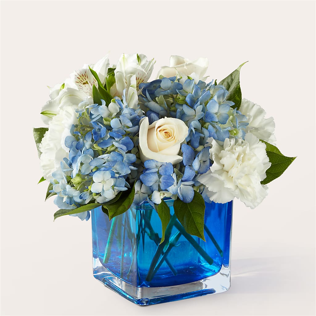 Soothing Waters Bouquet –  Flowers The Bouquet Of Roses, Tampa FL