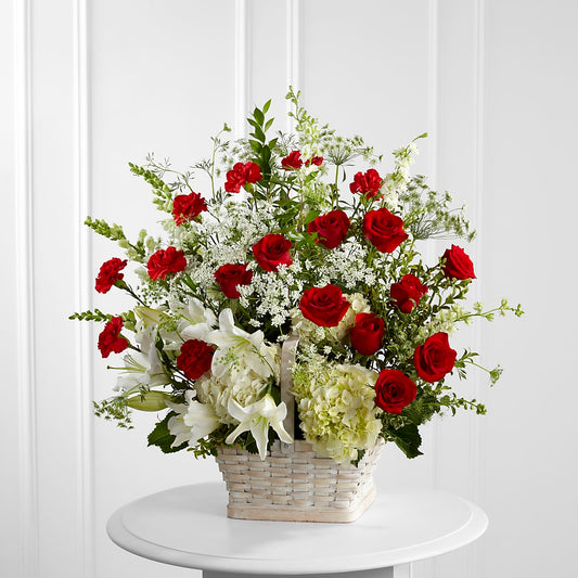 In Loving Memory Arrangement –  Flowers The Bouquet Of Roses, Tampa FL