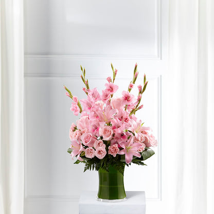 Lovely Tribute Bouquet –  Flowers The Bouquet Of Roses, Tampa FL