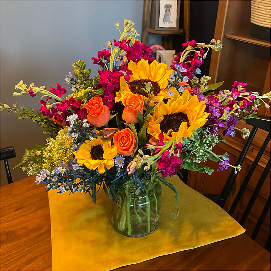 Rays of Life Bouquet –  Flowers The Bouquet Of Roses, Tampa FL