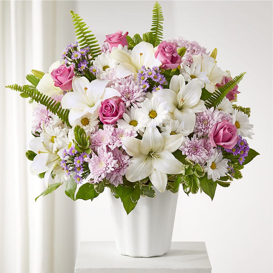 Warmest Thoughts Tabletop Basket –  Flowers The Bouquet Of Roses, Tampa FL