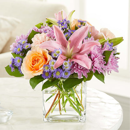 Delicate Details Bouquet –  Flowers The Bouquet Of Roses, Tampa FL