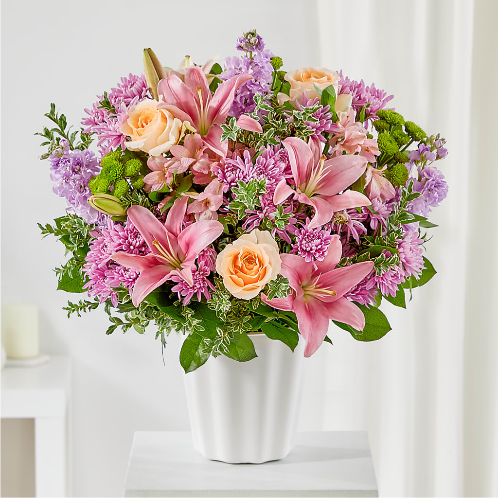 Supportive Embrace Tabletop Basket –  Flowers The Bouquet Of Roses, Tampa FL