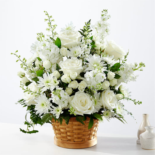 Heartfelt Condolences Arrangement –  Flowers The Bouquet Of Roses, Tampa FL
