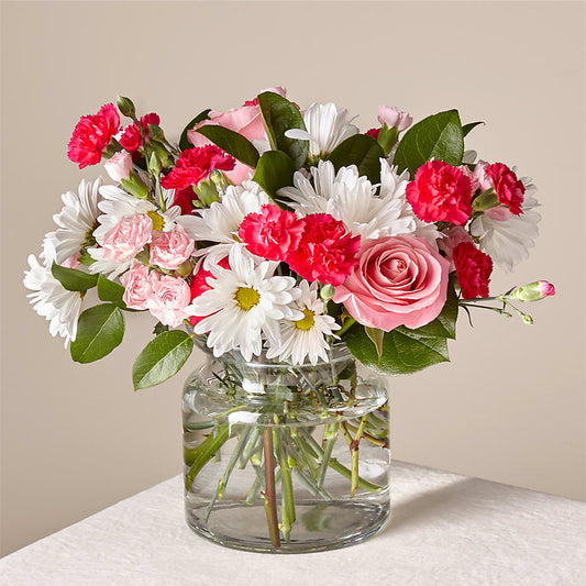 Sweet Surprises® Bouquet –  Flowers The Bouquet Of Roses, Tampa FL