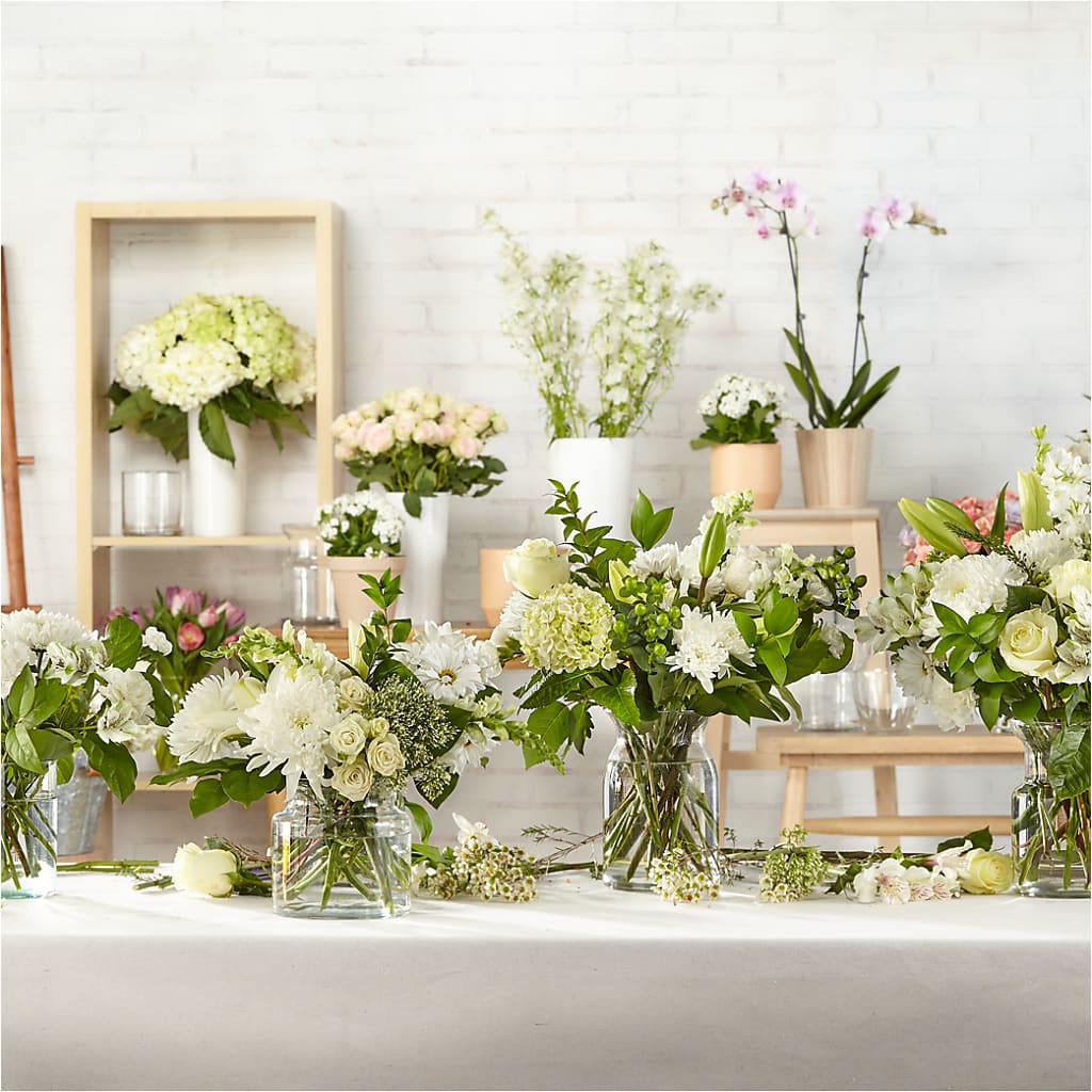 Classic Ivory – A Florist Original –  Flowers The Bouquet Of Roses, Tampa FL