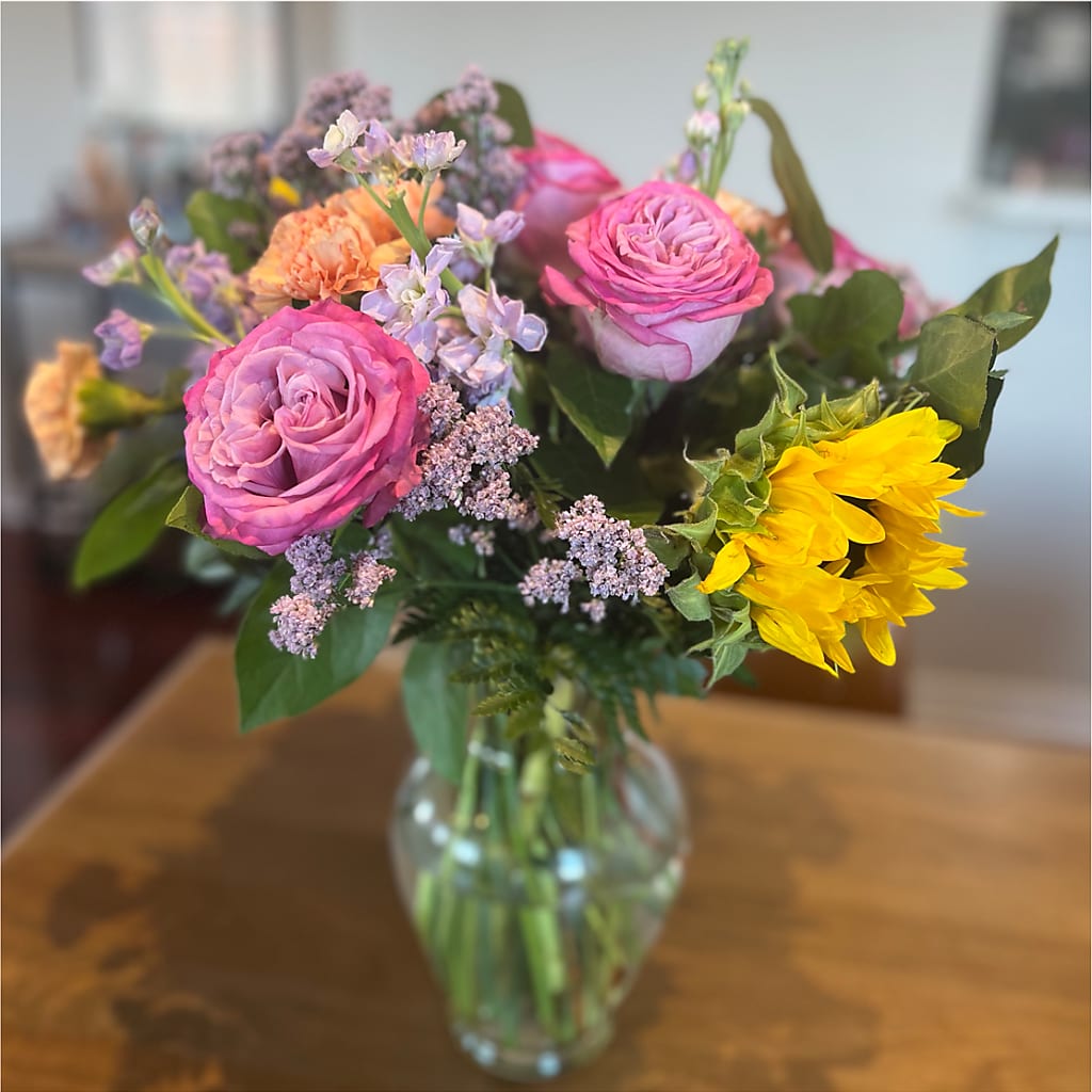 Yellow Brick Road Bouquet –  Flowers The Bouquet Of Roses, Tampa FL