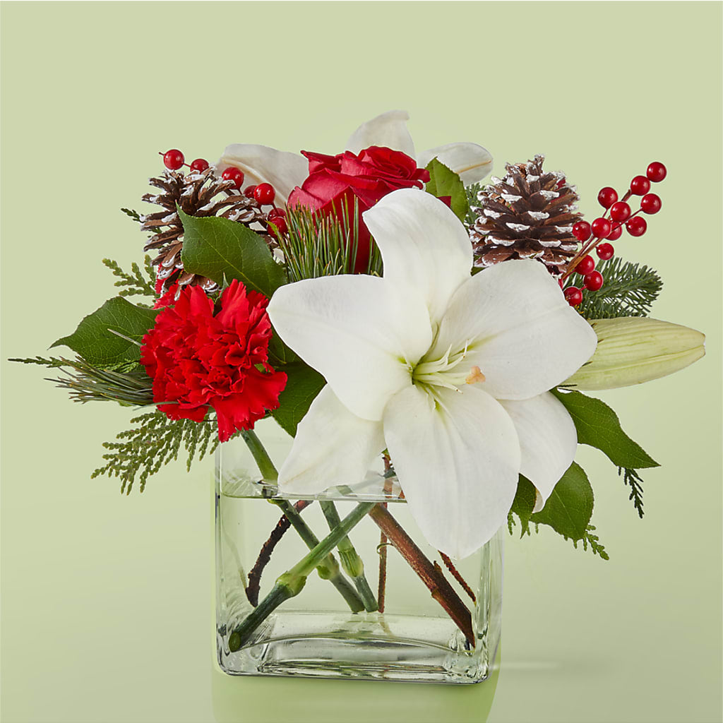 Glistening Icicles Bouquet –  Flowers The Bouquet Of Roses, Tampa FL