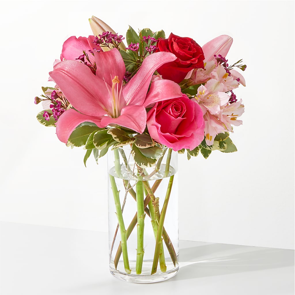 Lucky in Love Bouquet –  Flowers The Bouquet Of Roses, Tampa FL
