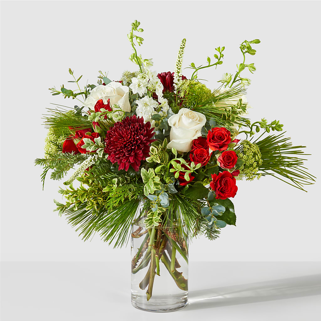 Favorite Traditions Bouquet –  Flowers The Bouquet Of Roses, Tampa FL