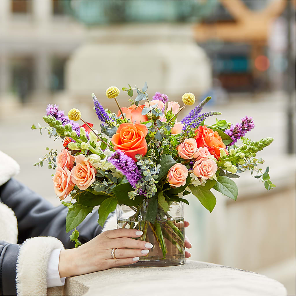 The Standout Bouquet –  Flowers The Bouquet Of Roses, Tampa FL
