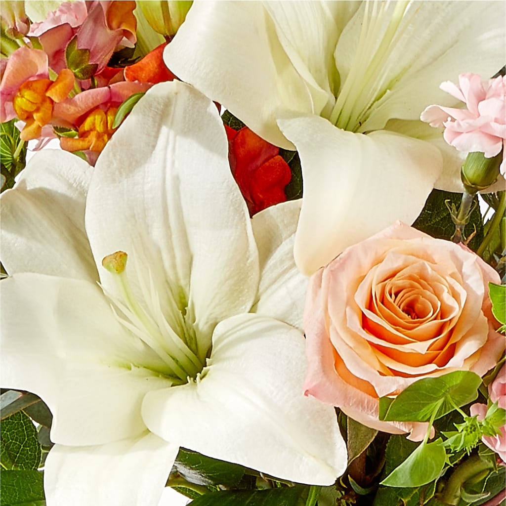 Grapefruit Splash Bouquet –  Flowers The Bouquet Of Roses, Tampa FL