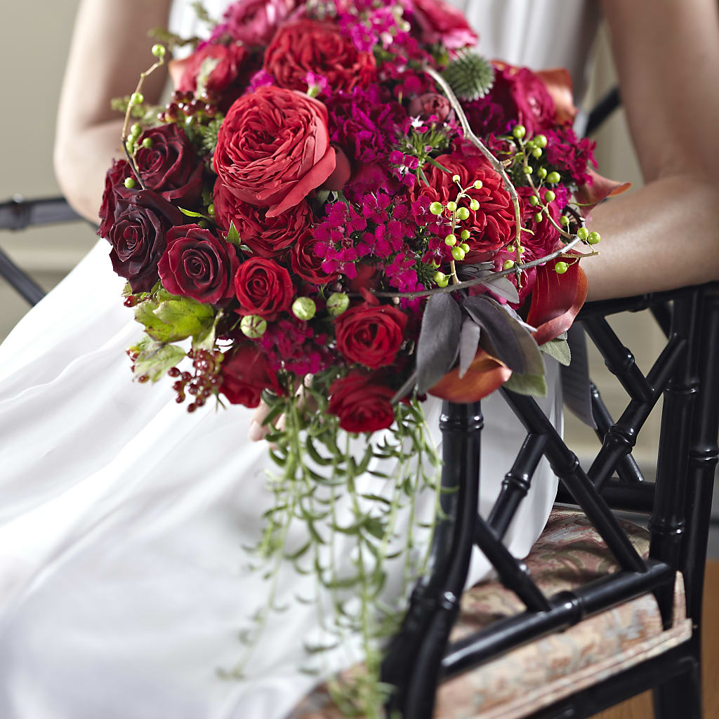 Pure Grace Bouquet –  Flowers The Bouquet Of Roses, Tampa FL