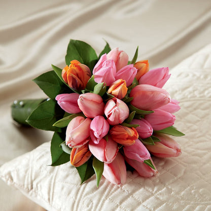 Embraceable Bouquet –  Flowers The Bouquet Of Roses, Tampa FL