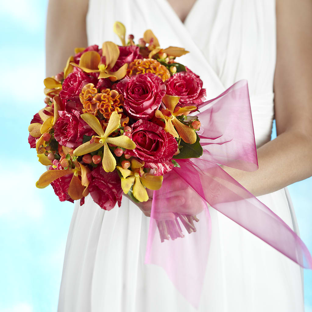 Brilliant Shades of Love Bouquet –  Flowers The Bouquet Of Roses, Tampa FL