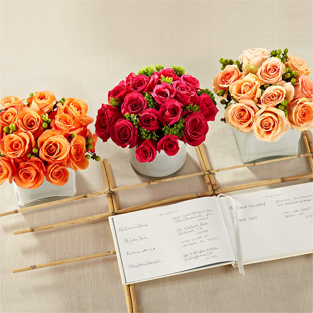 Dawn Rose Centerpiece –  Flowers The Bouquet Of Roses, Tampa FL