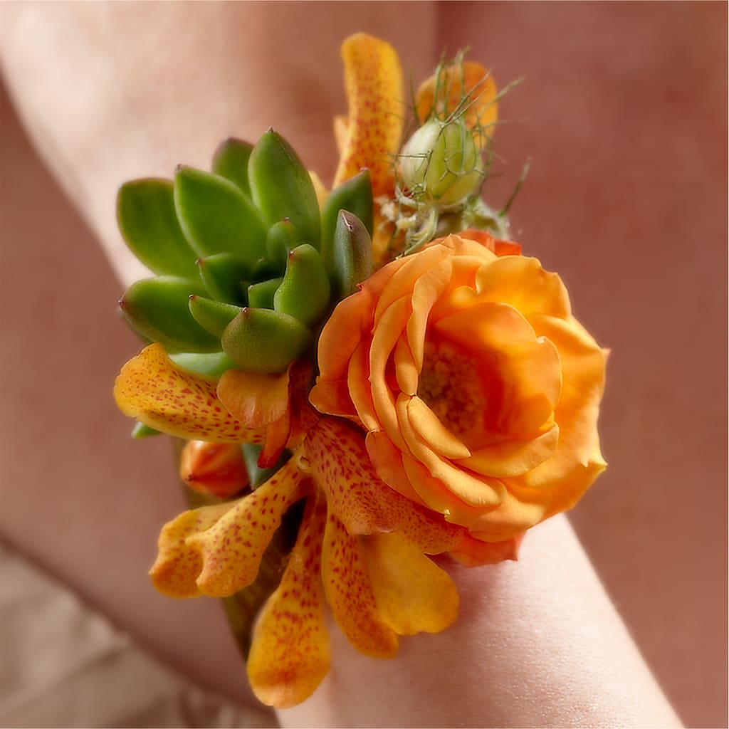 Irresistible Love Wrist Corsage –  Flowers The Bouquet Of Roses, Tampa FL