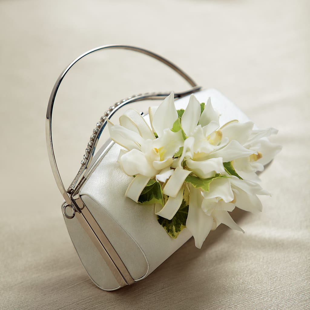 White Purse Decor –  Flowers The Bouquet Of Roses, Tampa FL