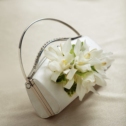 White Purse Decor –  Flowers The Bouquet Of Roses, Tampa FL